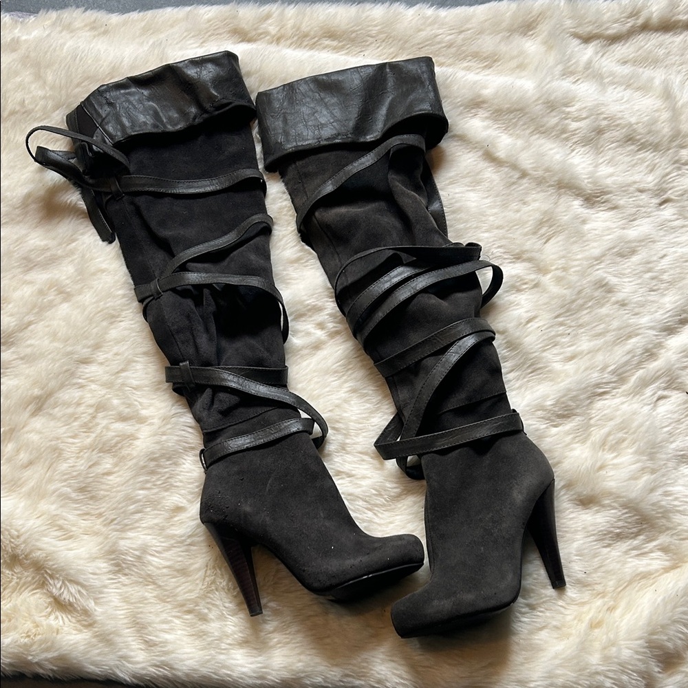 Elegant Black Over the Knee Boots
